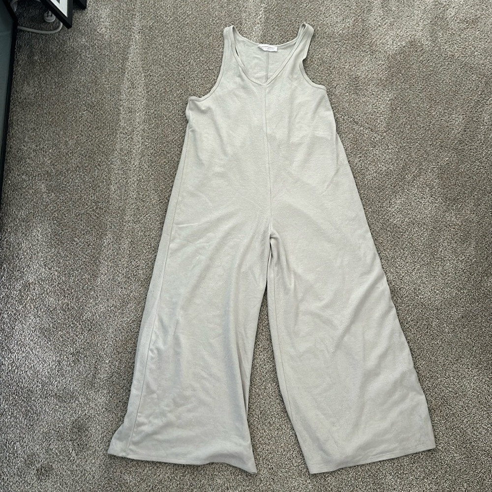 BNWOT Cream Jumper